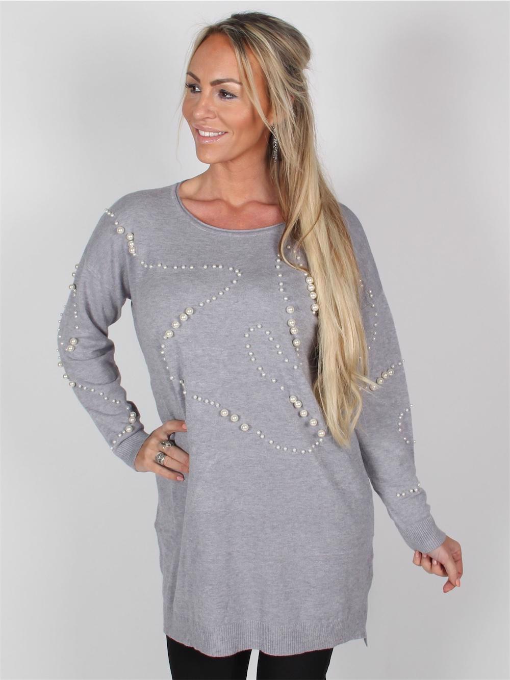 Giogia - Sort blød strik bluse med hvide perler